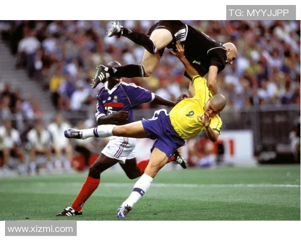 足球巨星神级进球集锦突破极限带你重温经典时刻